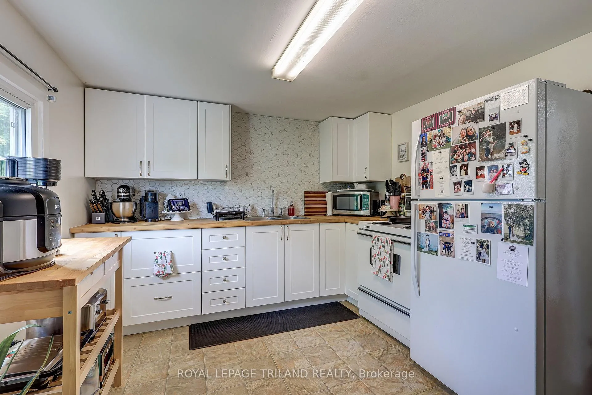 Photo 24 of 249 Victoria Street, Central Elgin, Belmont — HOMEH