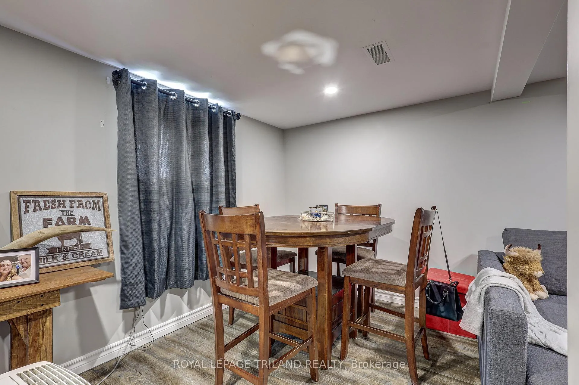 Photo 43 of 249 Victoria Street, Central Elgin, Belmont — HOMEH