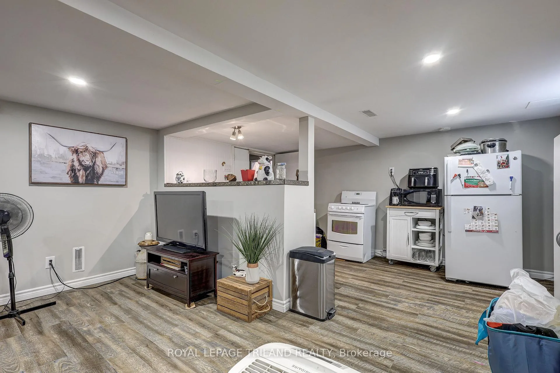 Photo 44 of 249 Victoria Street, Central Elgin, Belmont — HOMEH