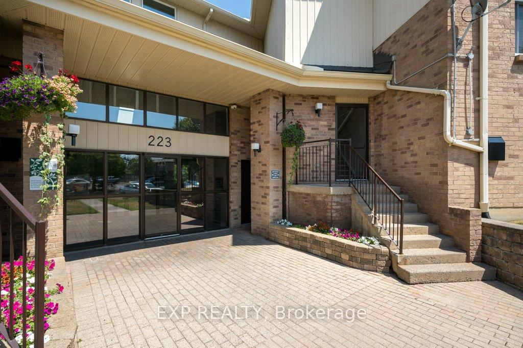 Photo 2 of Unit 113, 223 North Park Street, Belleville, Belleville Ward — HOMEH