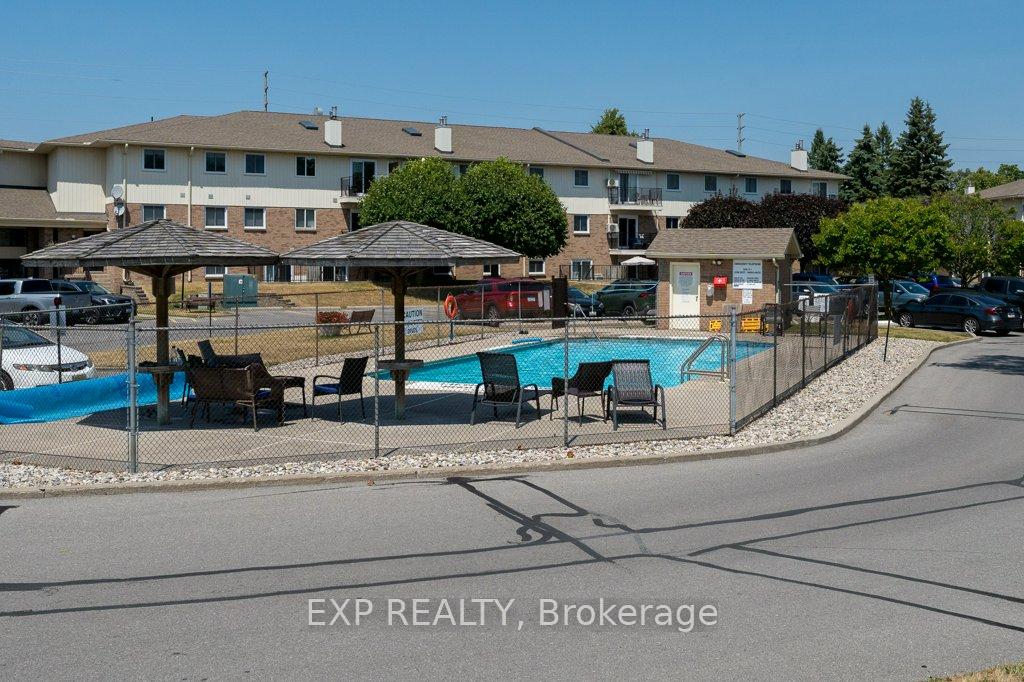 Photo 3 of Unit 113, 223 North Park Street, Belleville, Belleville Ward — HOMEH