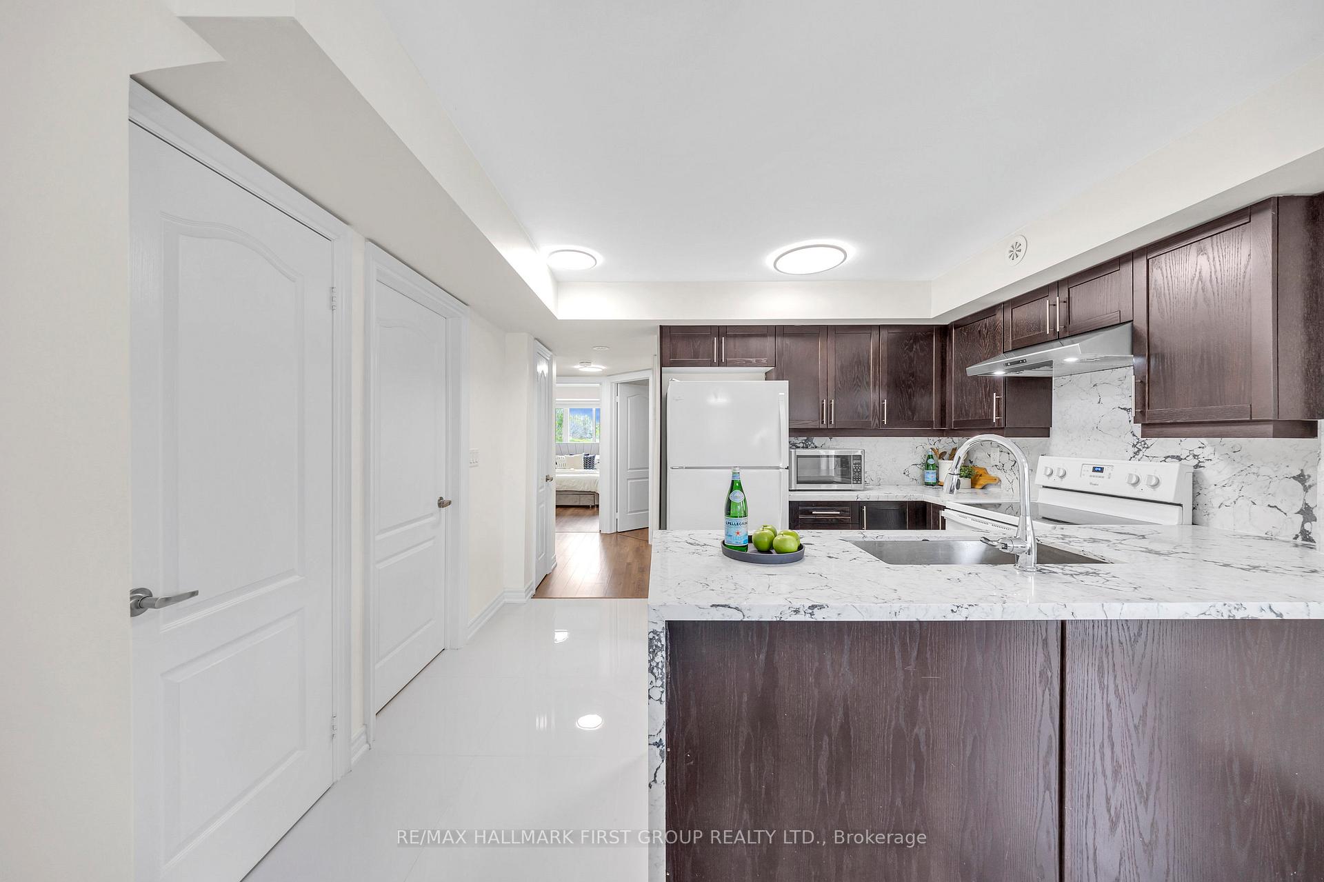 Photo 8 of Unit 802, 1 Blanche Lane, Markham, Cornell — HOMEH