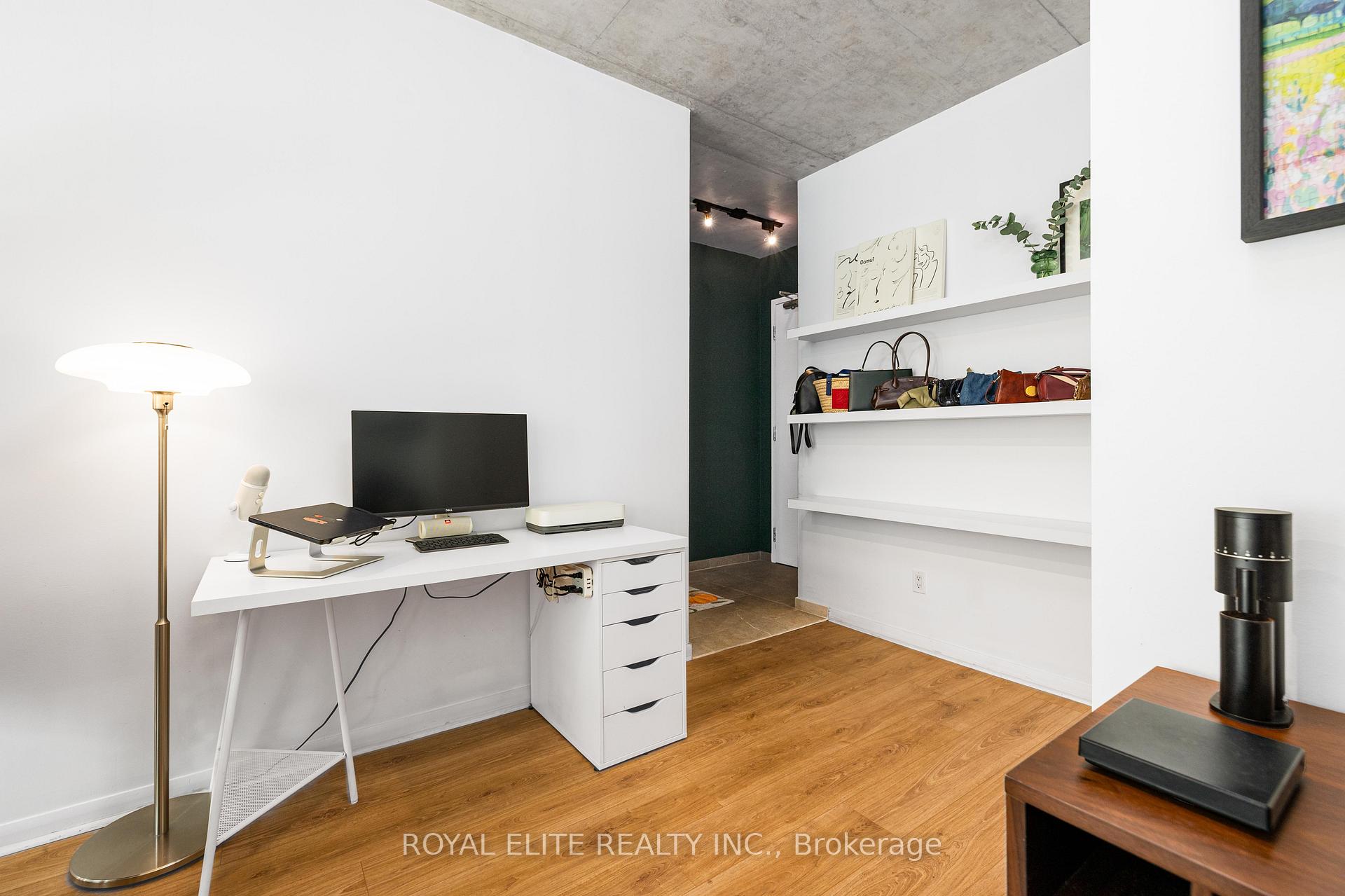 Photo 5 of Unit 307, 218 King Street E, Toronto, Moss Park — HOMEH
