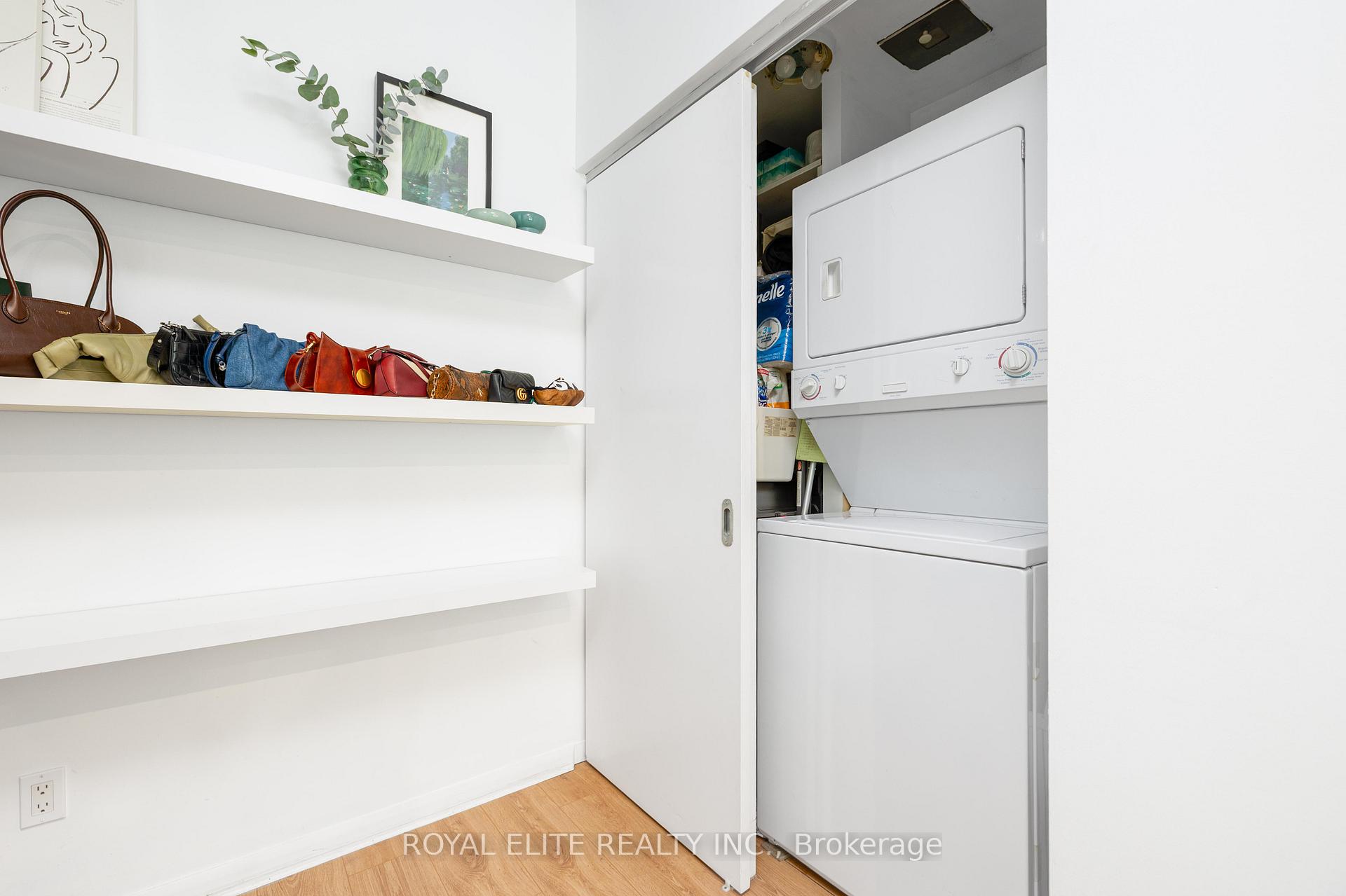 Photo 6 of Unit 307, 218 King Street E, Toronto, Moss Park — HOMEH