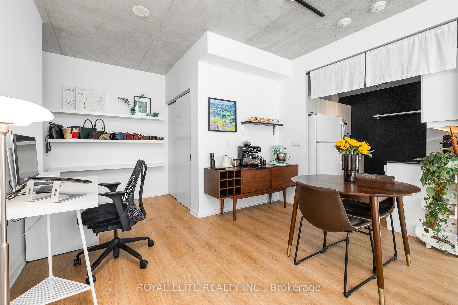Photo 7 of Unit 307, 218 King Street E, Toronto, Moss Park — HOMEH