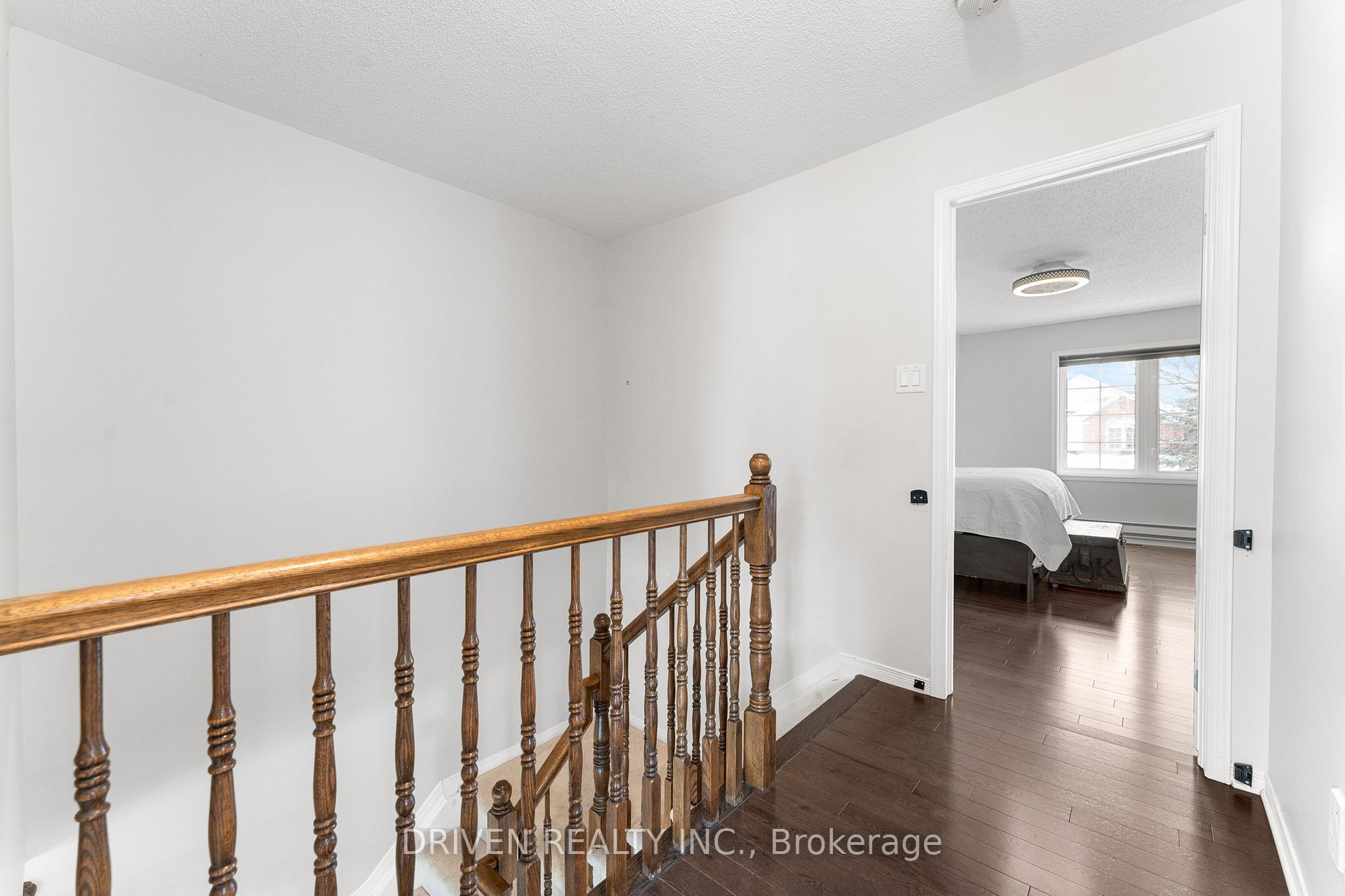 Photo 16 of 17 Coleridge Street, Ottawa, Central Park — HOMEH
