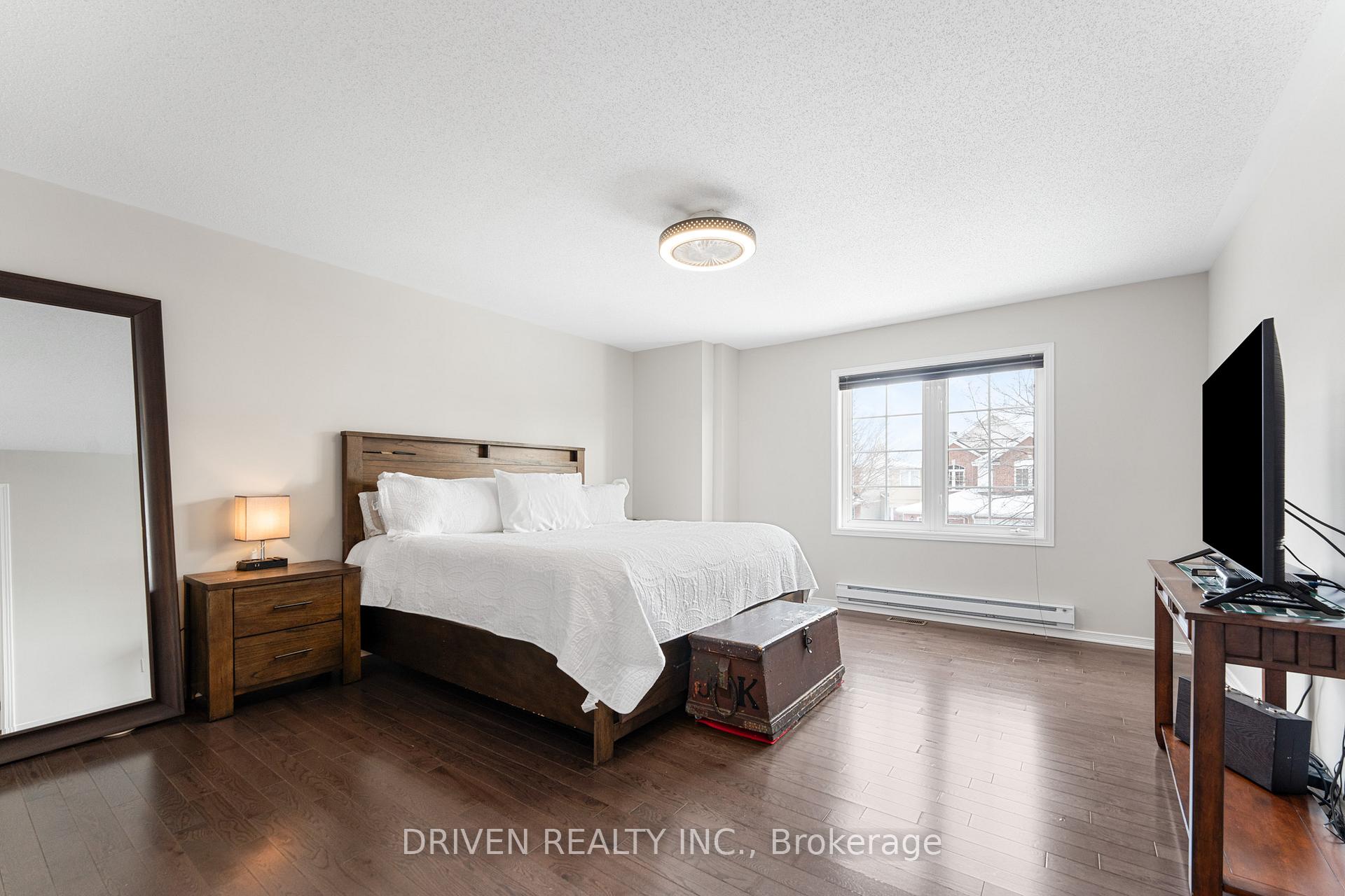 Photo 14 of 17 Coleridge Street, Ottawa, Central Park — HOMEH