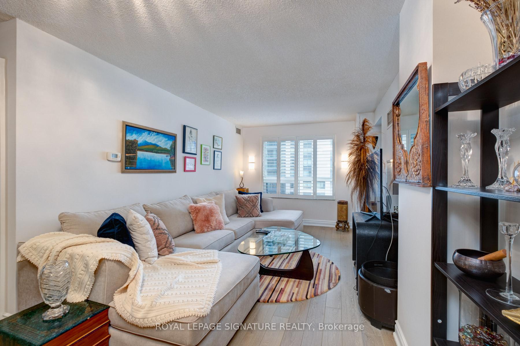 Photo 7 of Unit 316, 60 South Town Centre Boulevard, Markham, Unionville — HOMEH