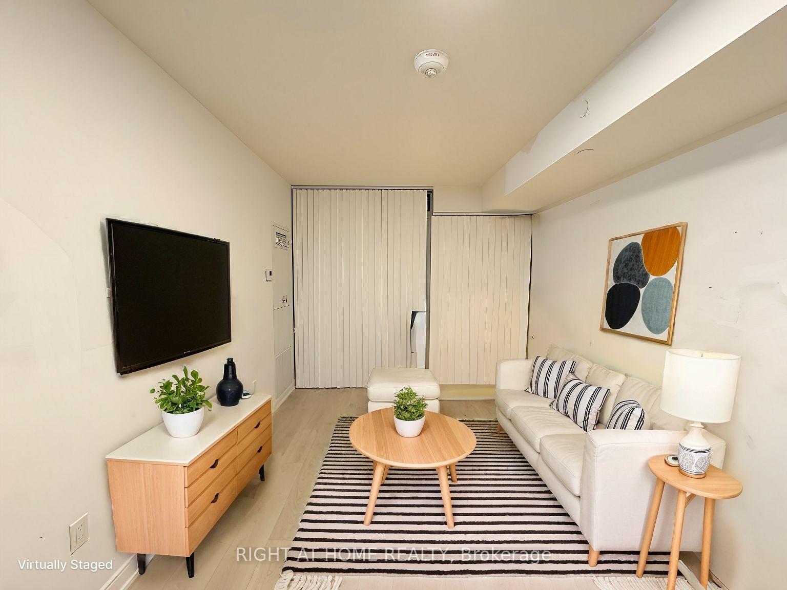 Photo 2 of Unit 2707, 50 Wellesley Street E, Toronto, Church-Yonge Corridor — HOMEH