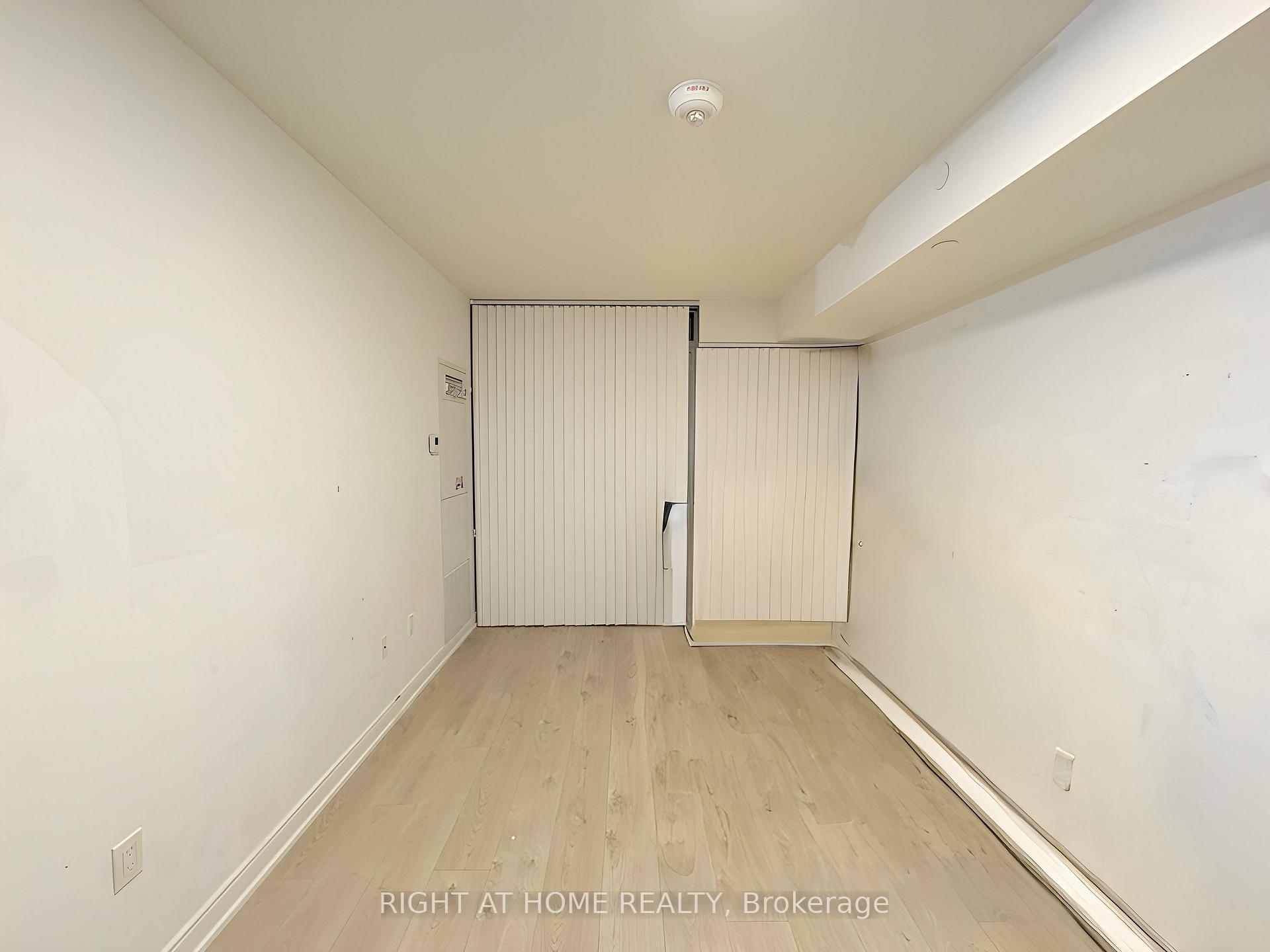 Photo 6 of Unit 2707, 50 Wellesley Street E, Toronto, Church-Yonge Corridor — HOMEH