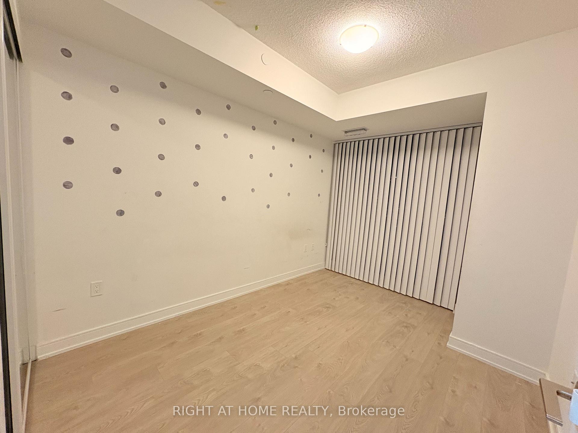 Photo 4 of Unit 2707, 50 Wellesley Street E, Toronto, Church-Yonge Corridor — HOMEH