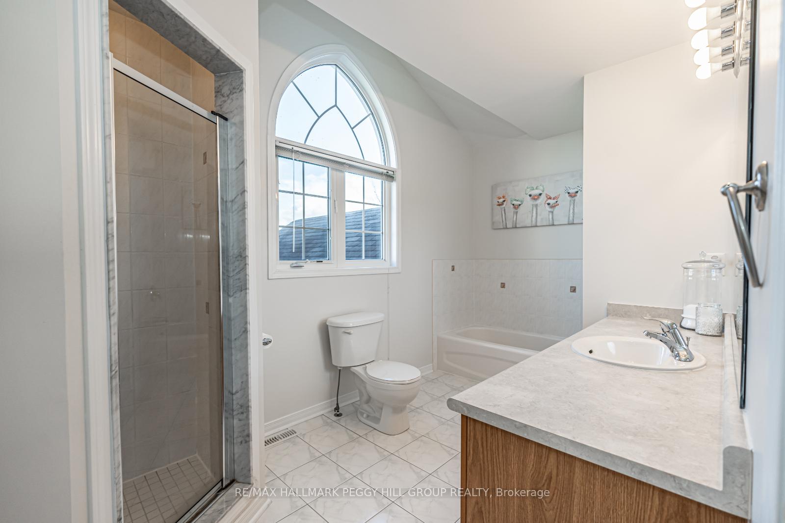 Photo 6 of 222 Red Oak Trail, Clearview, Stayner — HOMEH