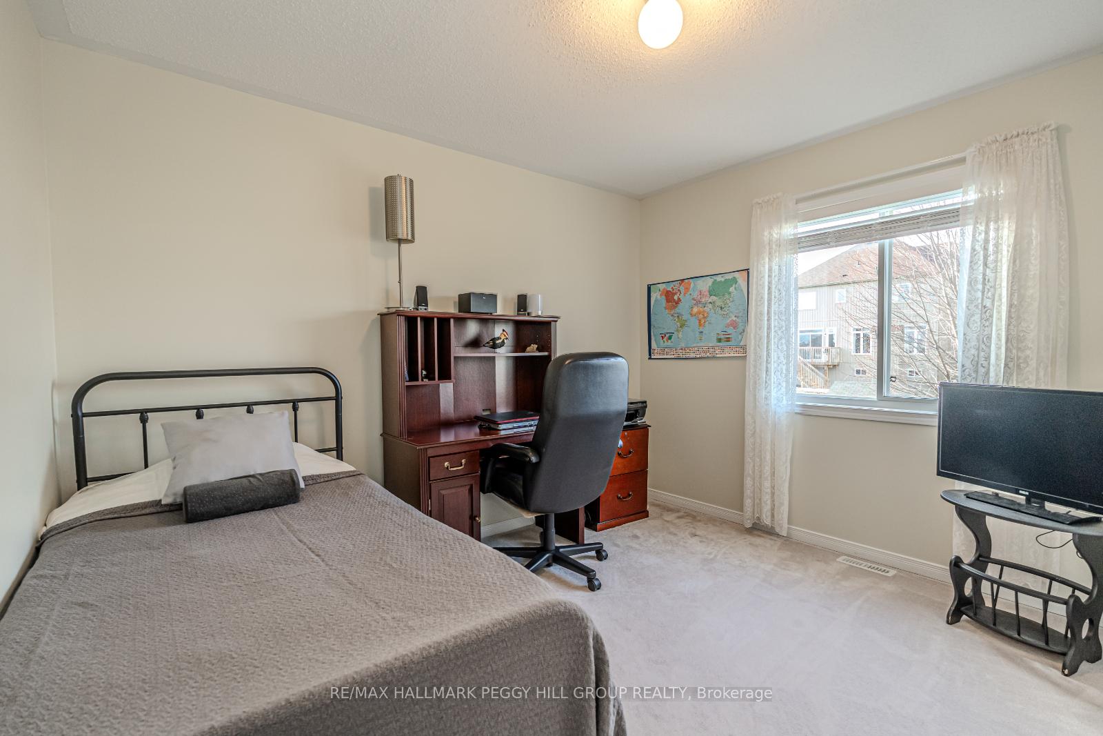 Photo 10 of 222 Red Oak Trail, Clearview, Stayner — HOMEH