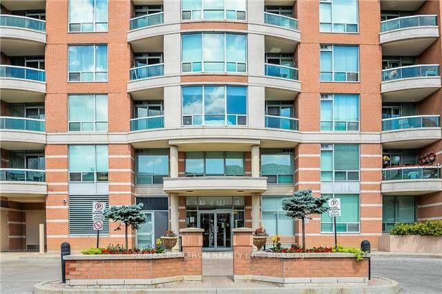 Front of Unit 905, 745 New Westminster Drive