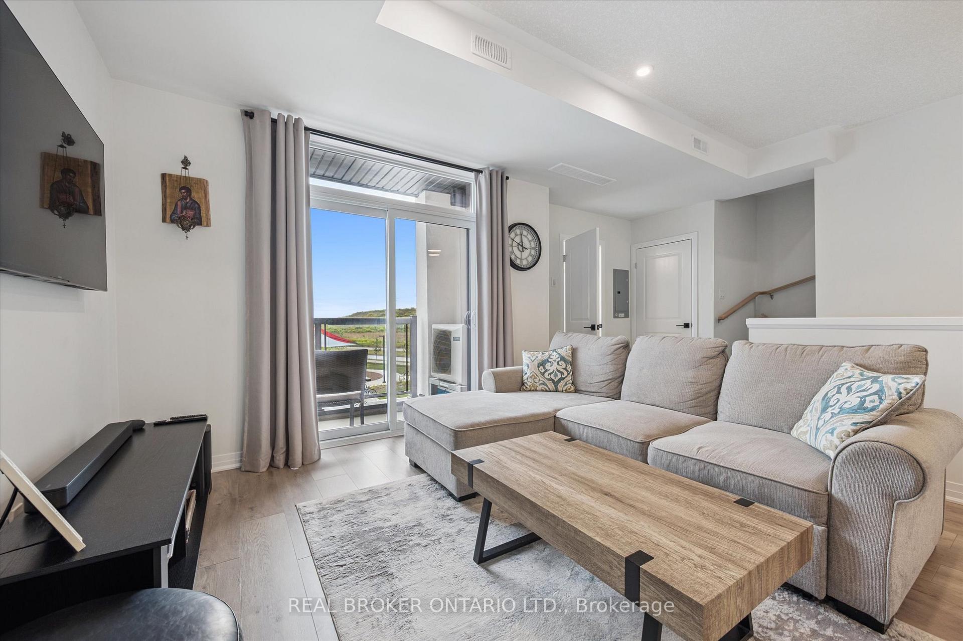 Photo 10 of Unit 35, 142 Foamflower Place, Waterloo — HOMEH