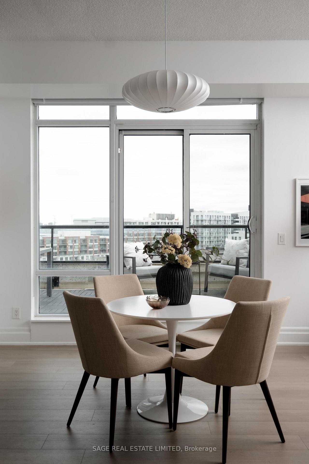 Photo 7 of Unit 1007, 131 Upper Duke Crescent, Markham, Unionville — HOMEH
