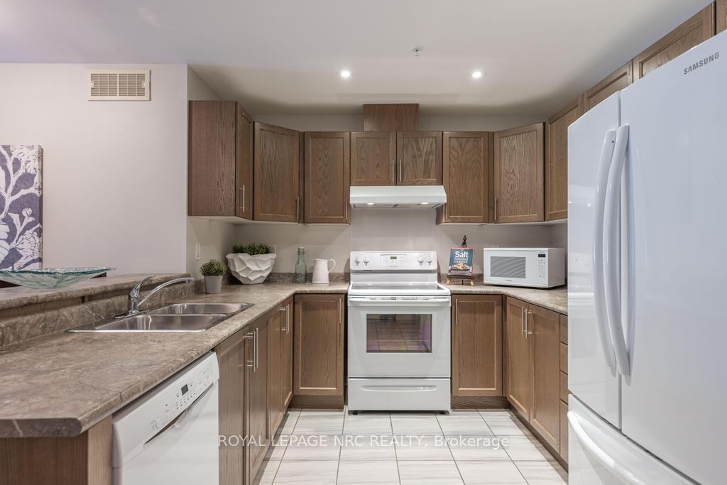Photo 7 of Unit 101, 16 Sullivan Avenue, Thorold, Thorold Downtown — HOMEH