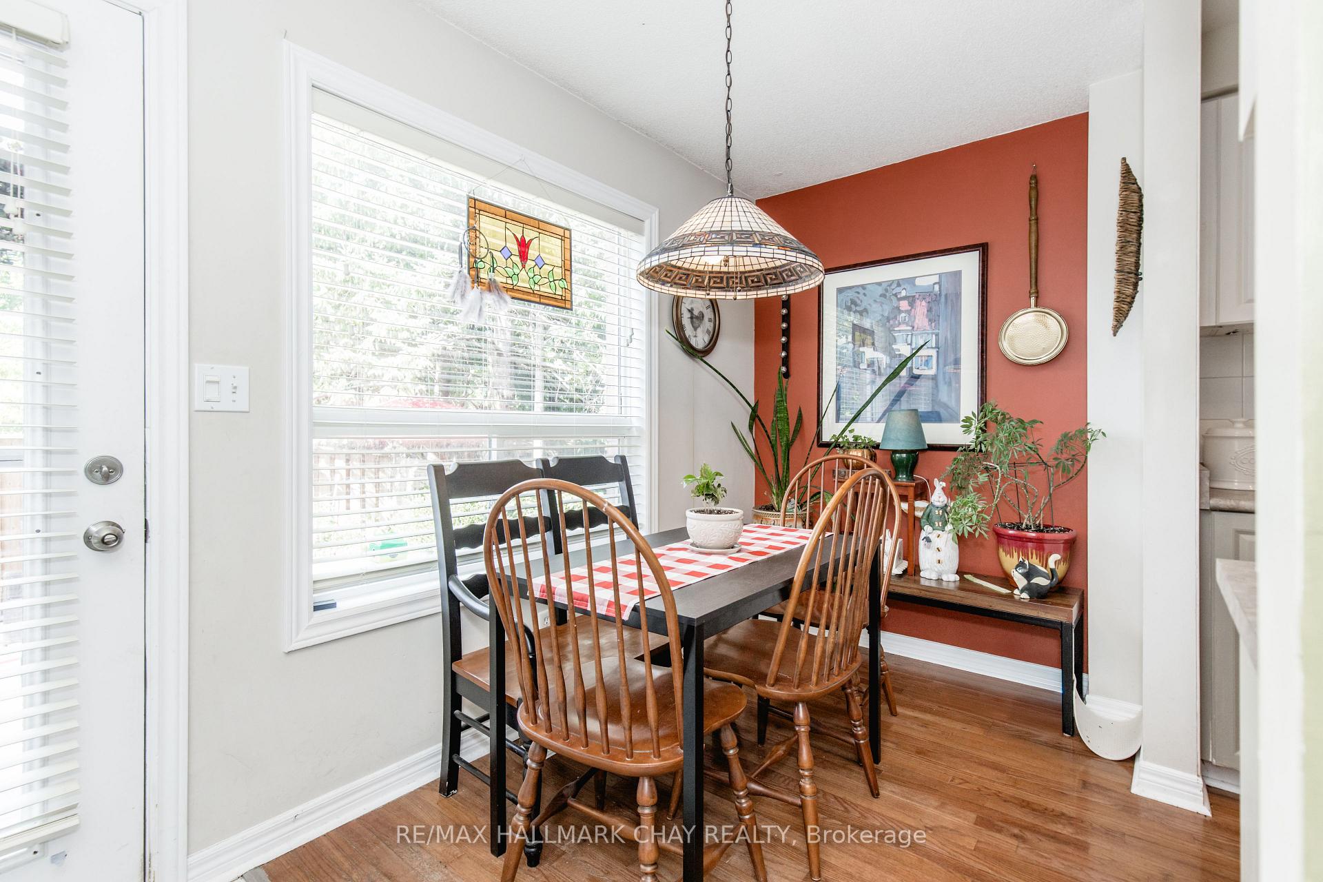 Photo 9 of Unit 11, 234 Cundles Road E, Barrie, Little Lake — HOMEH