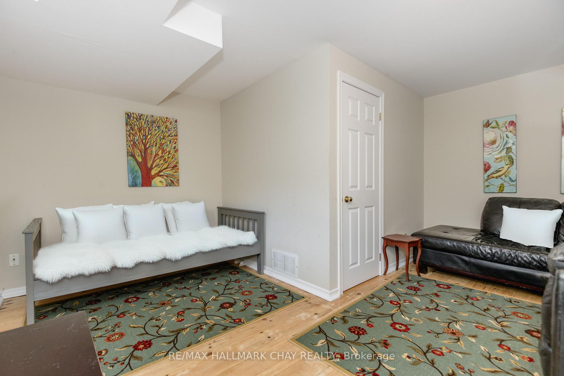 Photo 19 of Unit 11, 234 Cundles Road E, Barrie, Little Lake — HOMEH