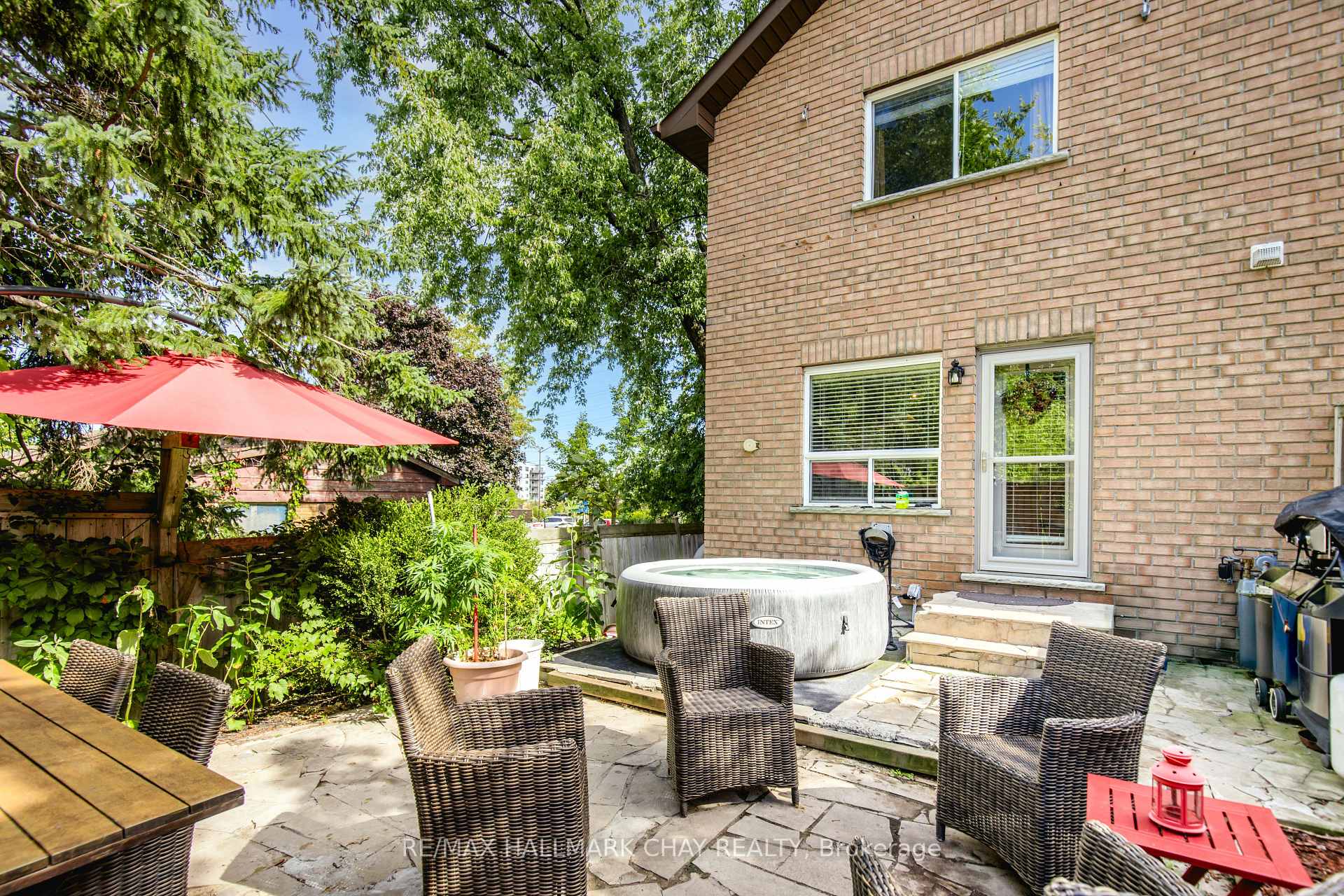 Photo 27 of Unit 11, 234 Cundles Road E, Barrie, Little Lake — HOMEH