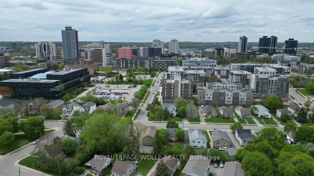 Photo 3 of Unit 304, 8 Hickory Street W, Waterloo — HOMEH