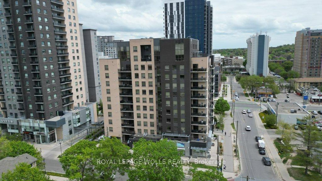 Photo 5 of Unit 304, 8 Hickory Street W, Waterloo — HOMEH