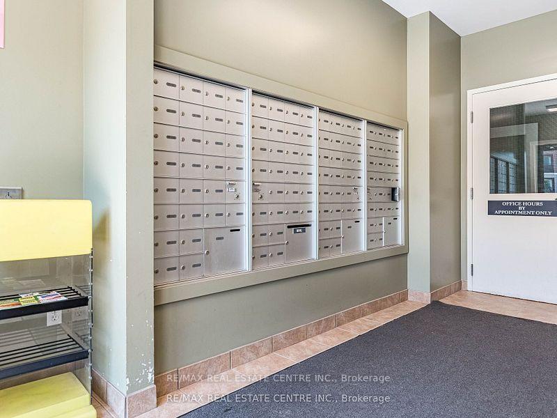 Photo 6 of Unit 109, 41 Goodwin Drive, Guelph, Pineridge/Westminster Woods — HOMEH