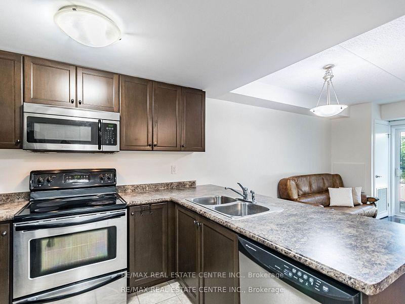 Photo 15 of Unit 109, 41 Goodwin Drive, Guelph, Pineridge/Westminster Woods — HOMEH