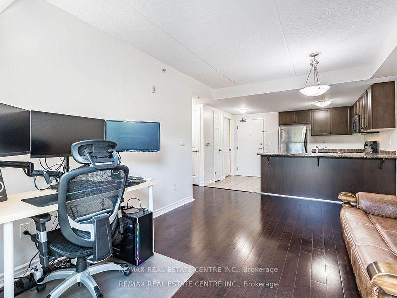 Photo 24 of Unit 109, 41 Goodwin Drive, Guelph, Pineridge/Westminster Woods — HOMEH