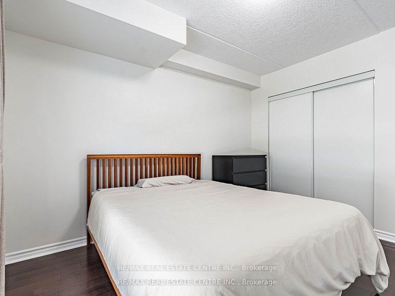 Photo 34 of Unit 109, 41 Goodwin Drive, Guelph, Pineridge/Westminster Woods — HOMEH