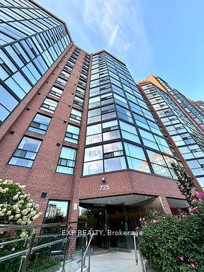 Front of Unit 705, 725 King Street W