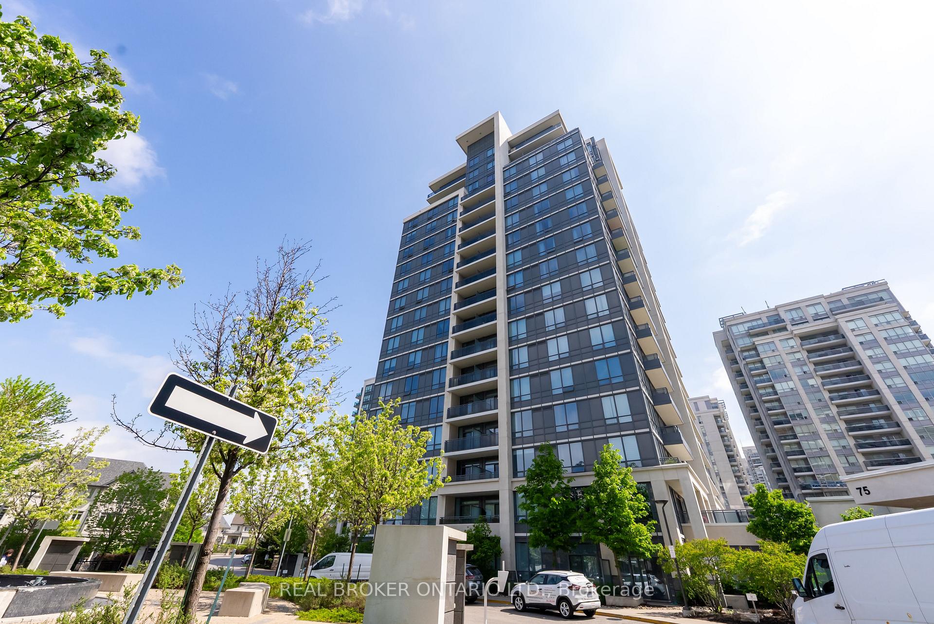Photo 1 of Unit 809, 75 North Park Road, Vaughan, Beverley Glen — HOMEH