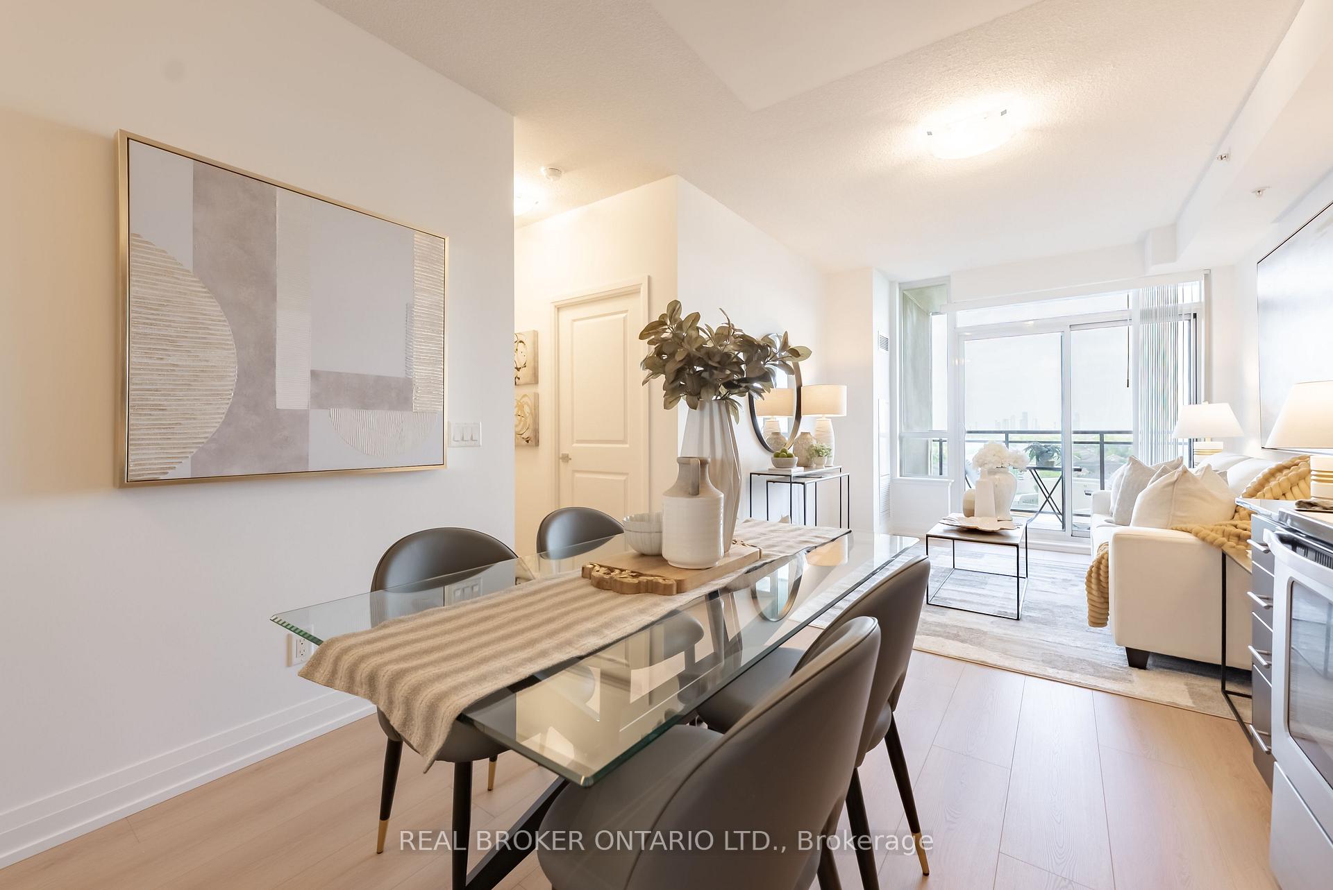 Photo 6 of Unit 809, 75 North Park Road, Vaughan, Beverley Glen — HOMEH