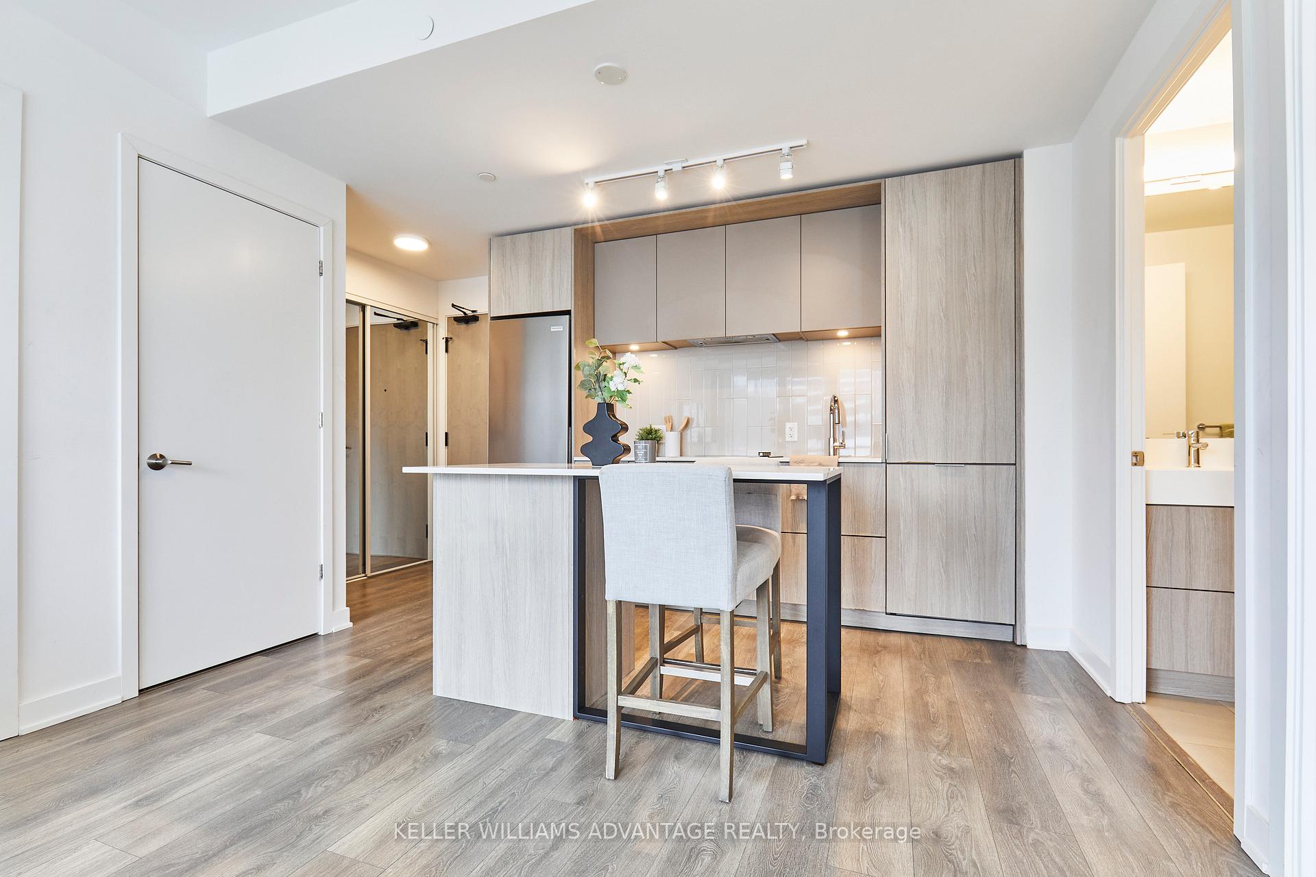 Photo 4 of Unit 1304, 130 River Street, Toronto, Regent Park — HOMEH