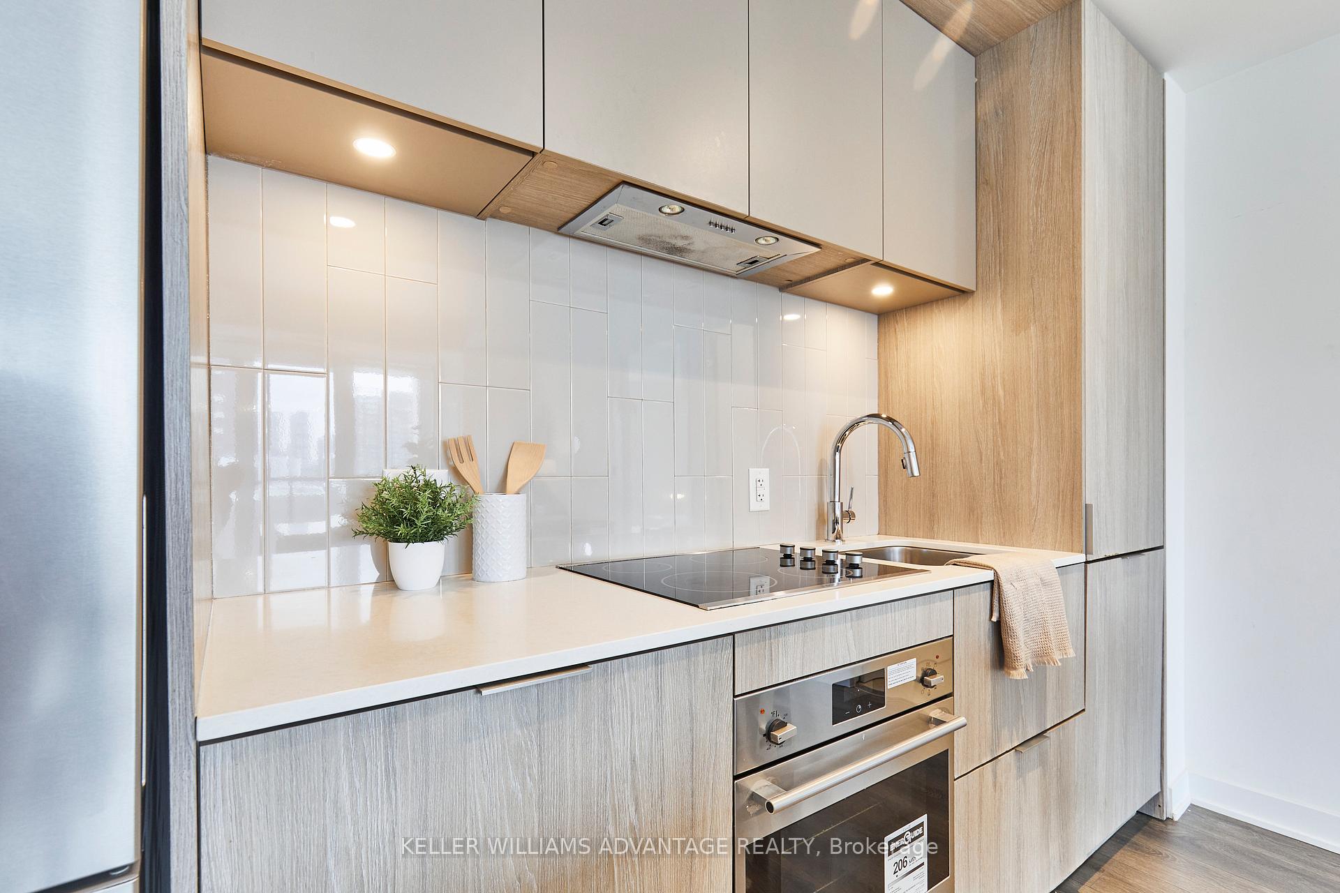 Photo 9 of Unit 1304, 130 River Street, Toronto, Regent Park — HOMEH