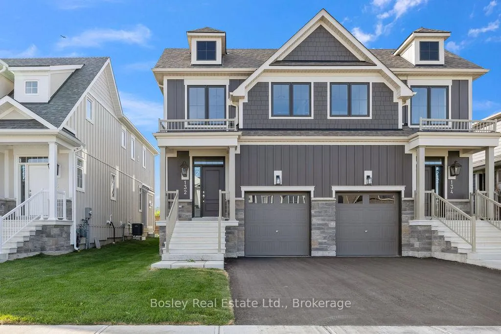 Photo 1 of 132 White Oak Crescent, Blue Mountains — HOMEH