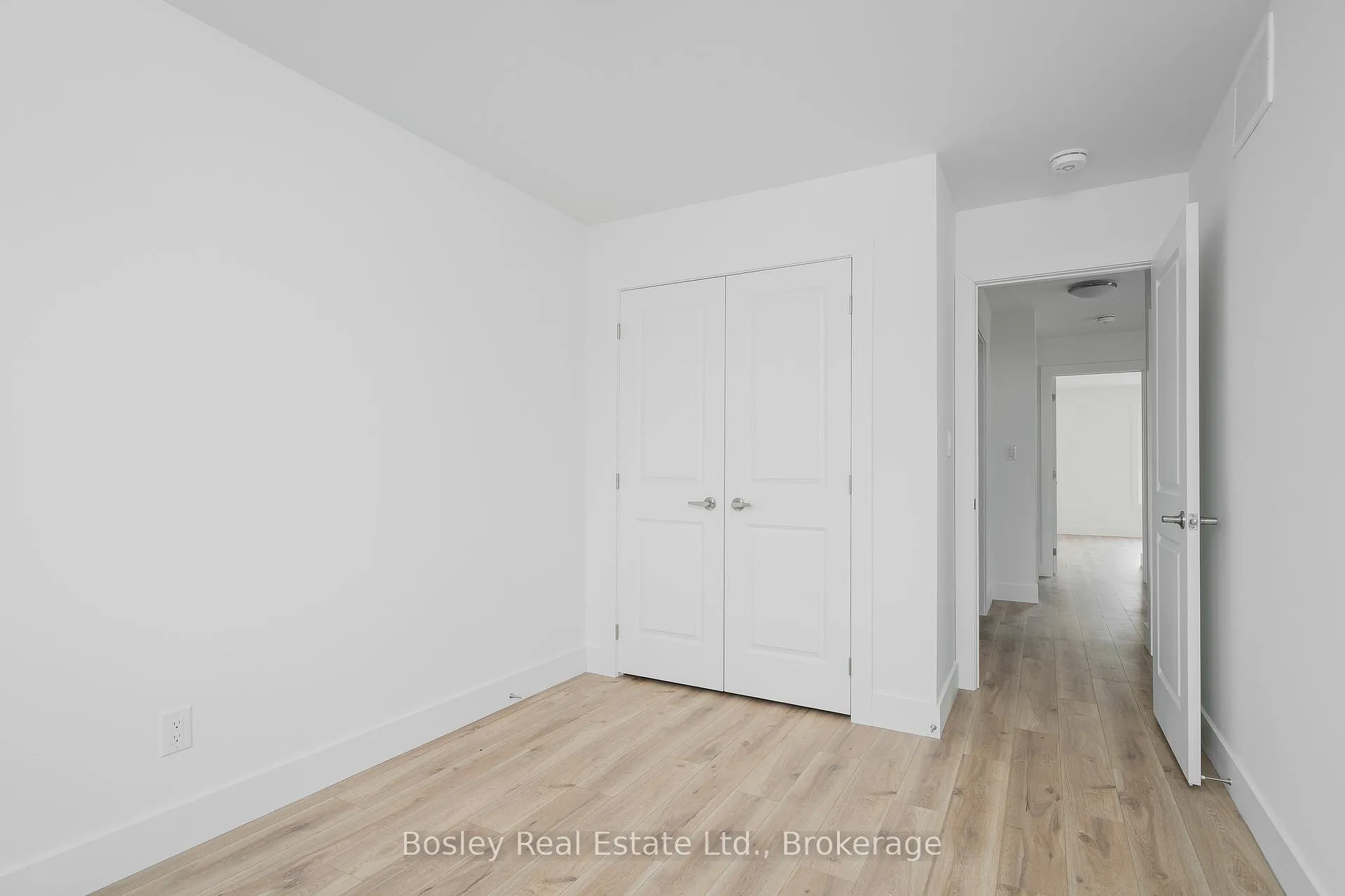 Photo 29 of 132 White Oak Crescent, Blue Mountains — HOMEH