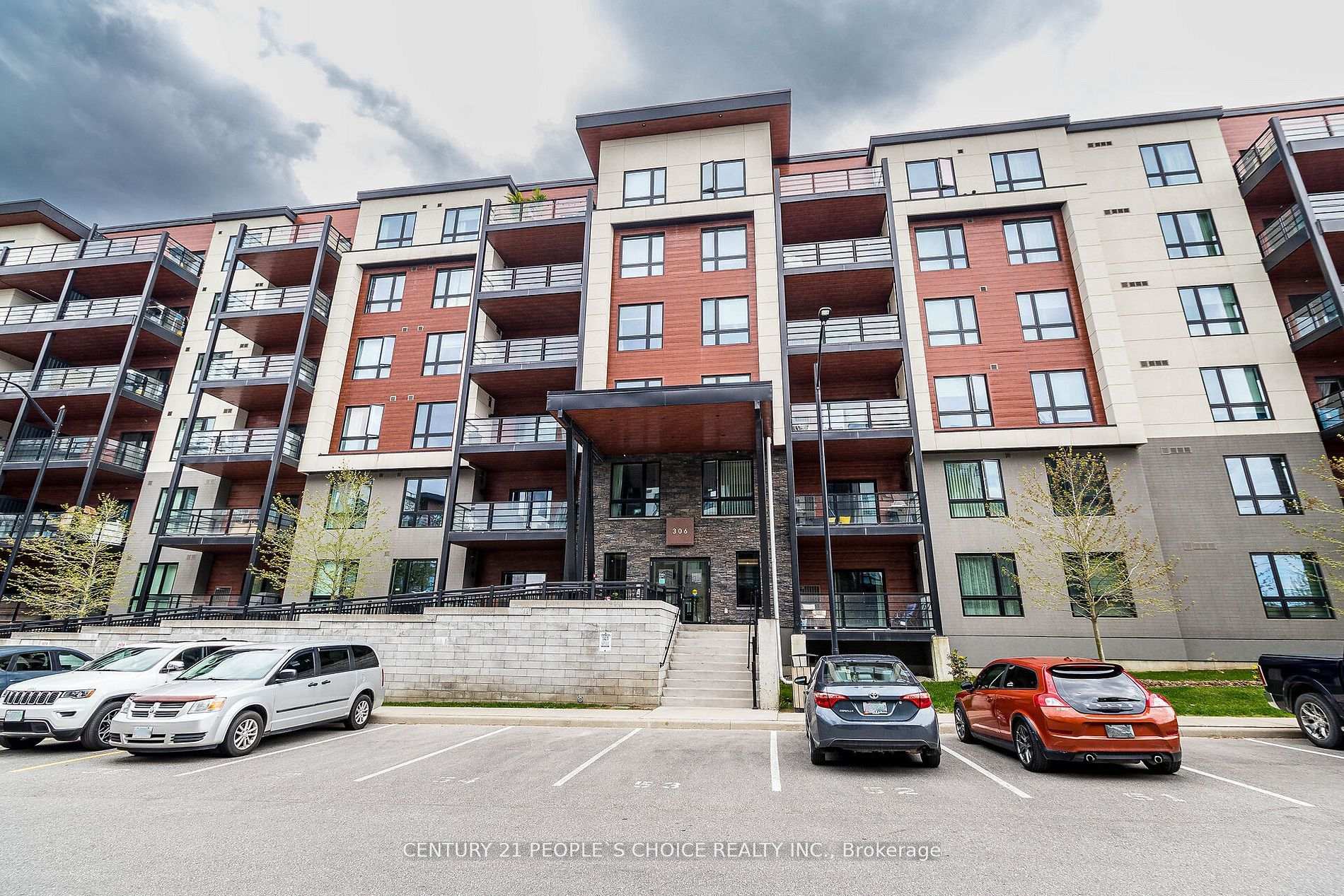 Front of Unit 511, 306 Essa Road