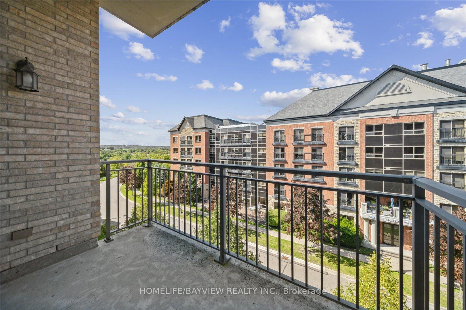 Photo 13 of Unit 421, 180 John West Way, Aurora, Bayview Wellington — HOMEH