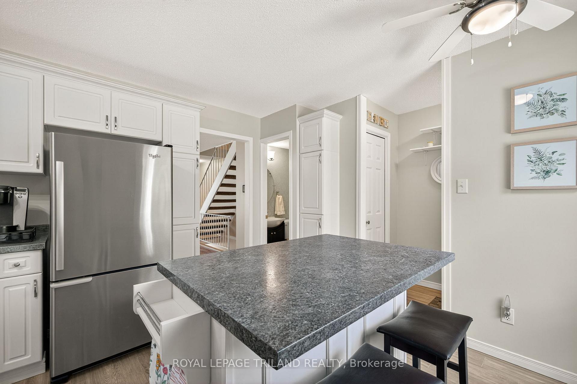 Photo 11 of Unit 22, 782 Viscount Road, London, South N — HOMEH