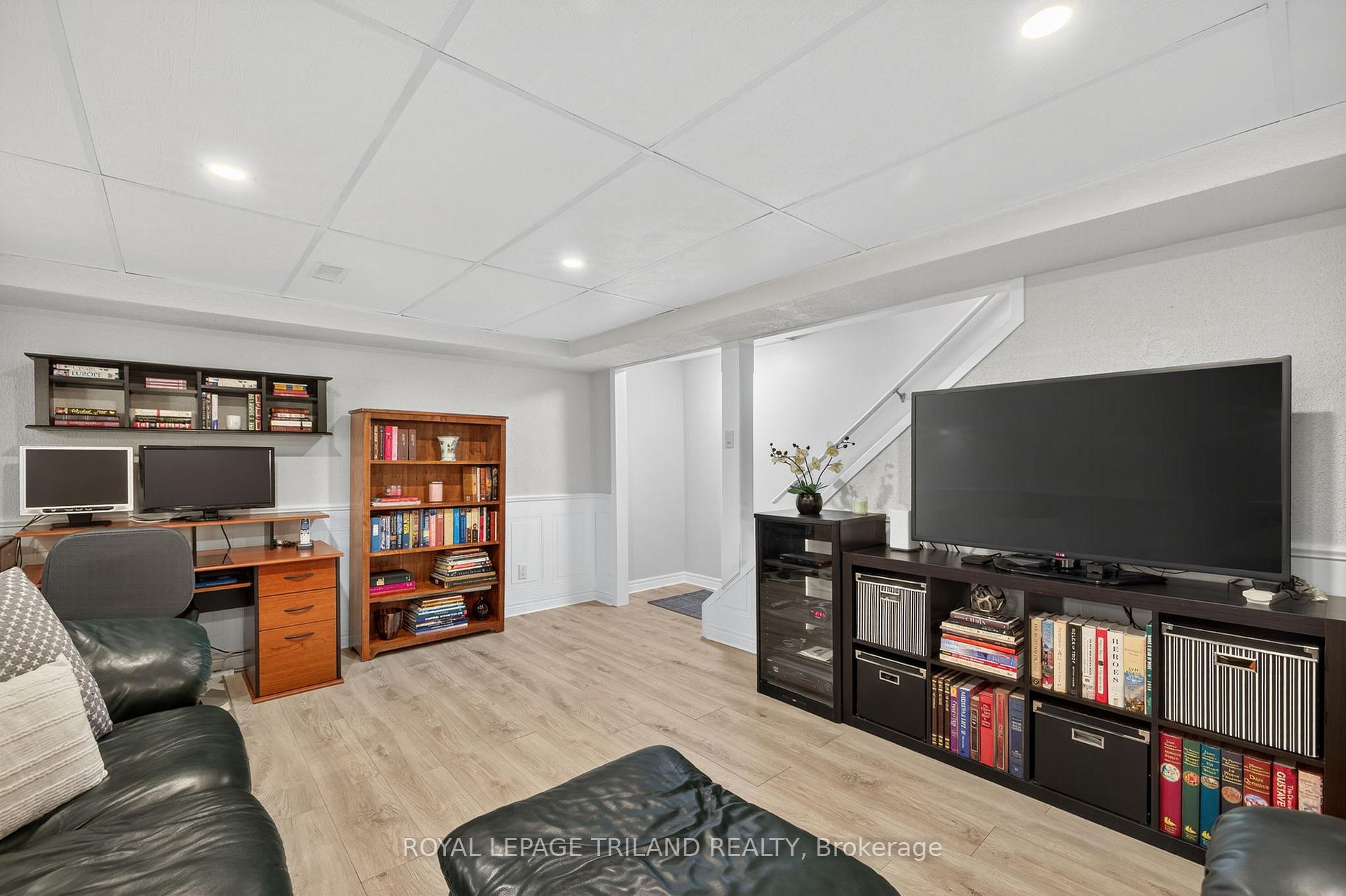 Photo 25 of Unit 22, 782 Viscount Road, London, South N — HOMEH