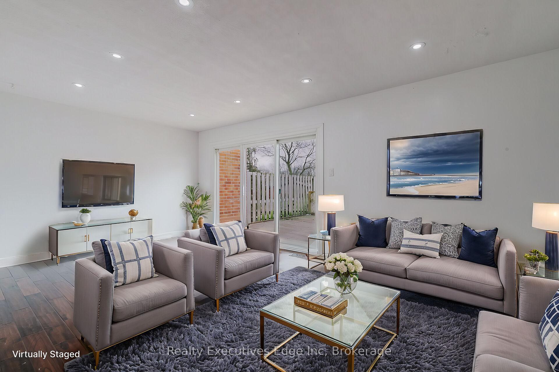 Photo 35 of Unit 6, 403 Keats Way, Waterloo — HOMEH