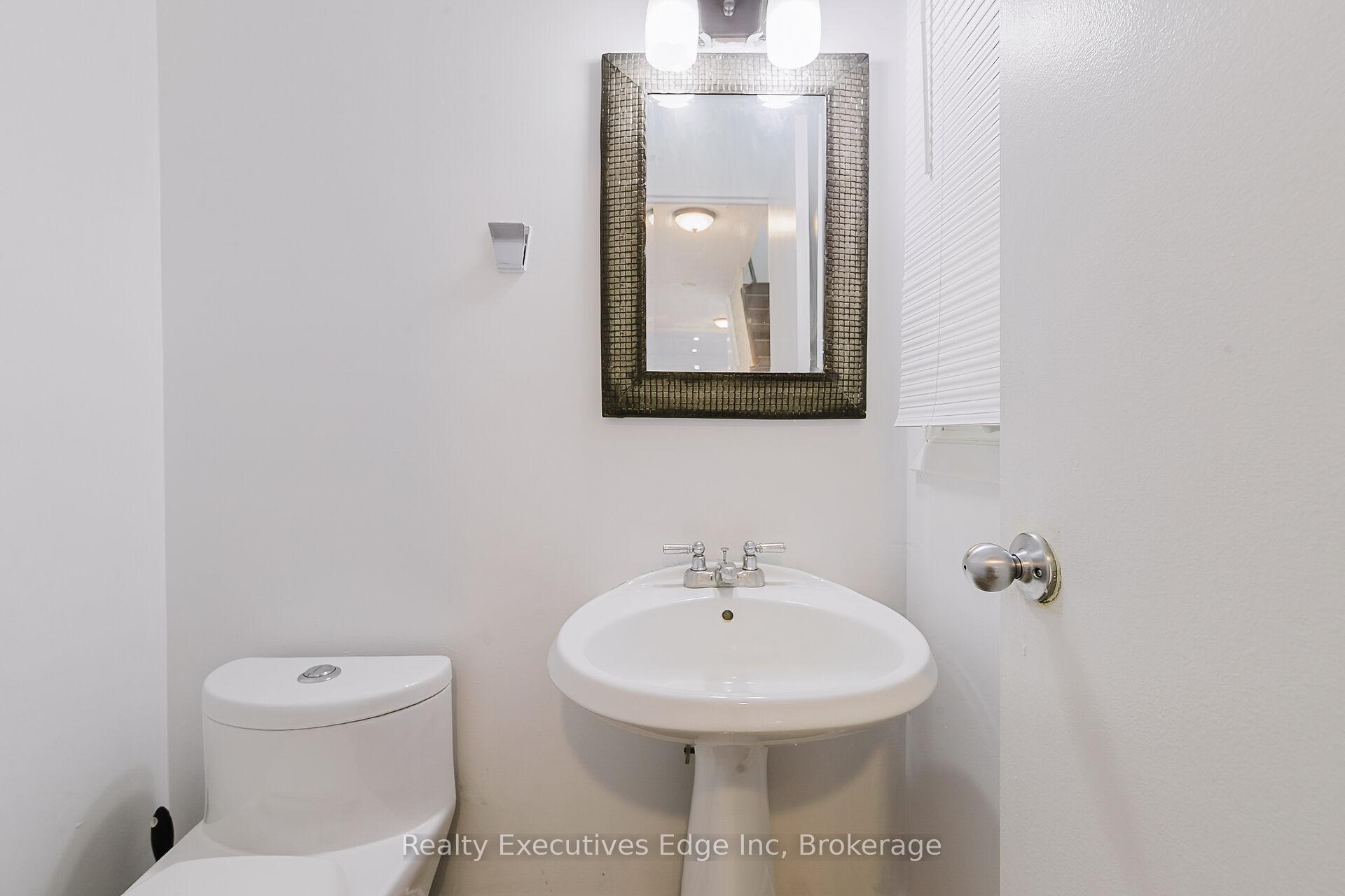 Photo 43 of Unit 6, 403 Keats Way, Waterloo — HOMEH