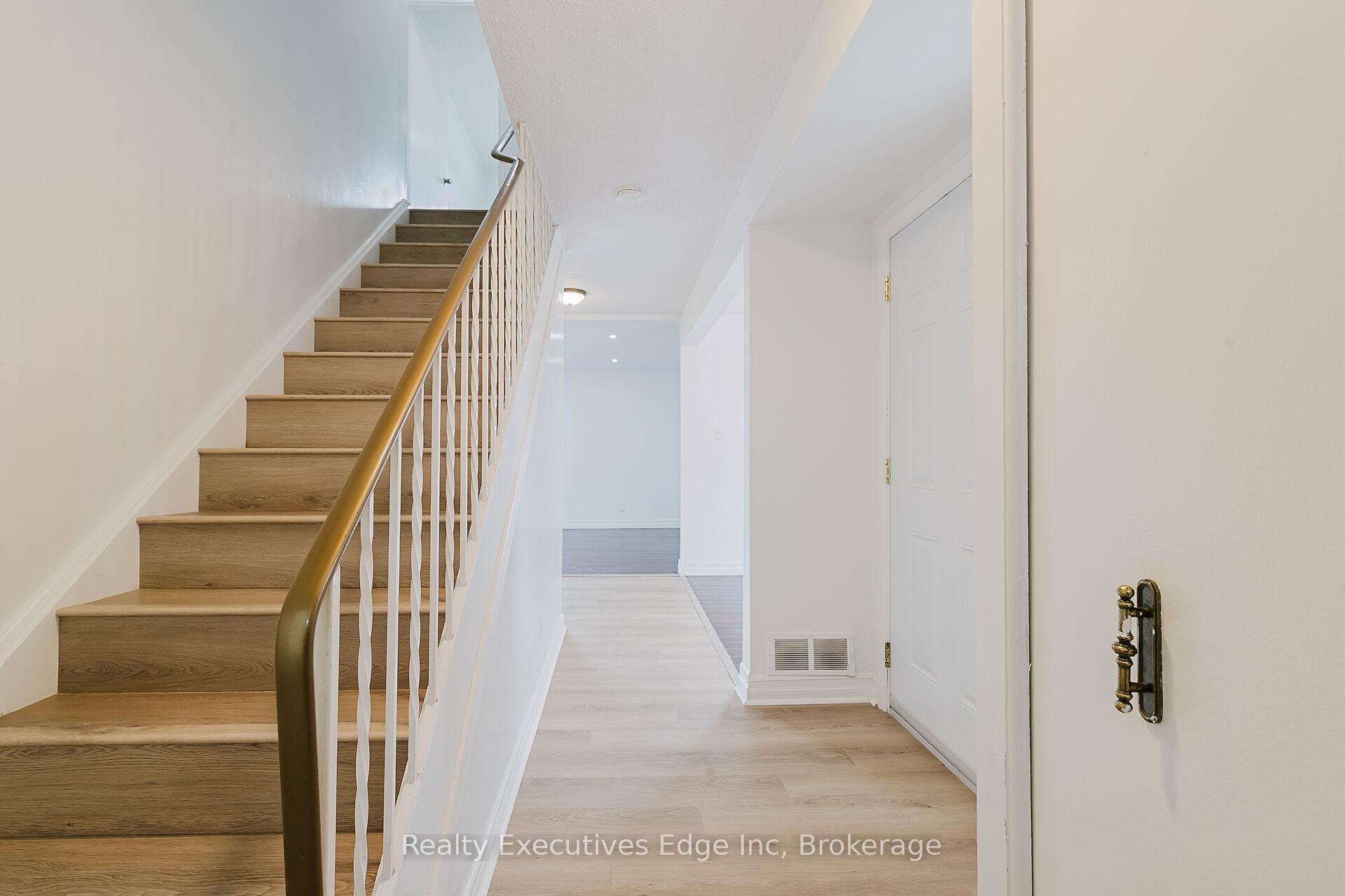 Photo 44 of Unit 6, 403 Keats Way, Waterloo — HOMEH