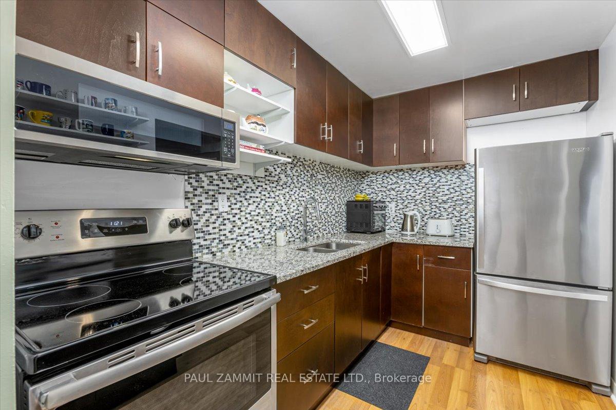 Photo 9 of 108 Harris Way, Markham, Aileen-Willowbrook — HOMEH