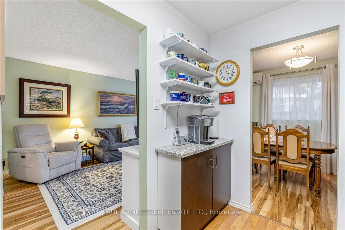 Photo 10 of 108 Harris Way, Markham, Aileen-Willowbrook — HOMEH