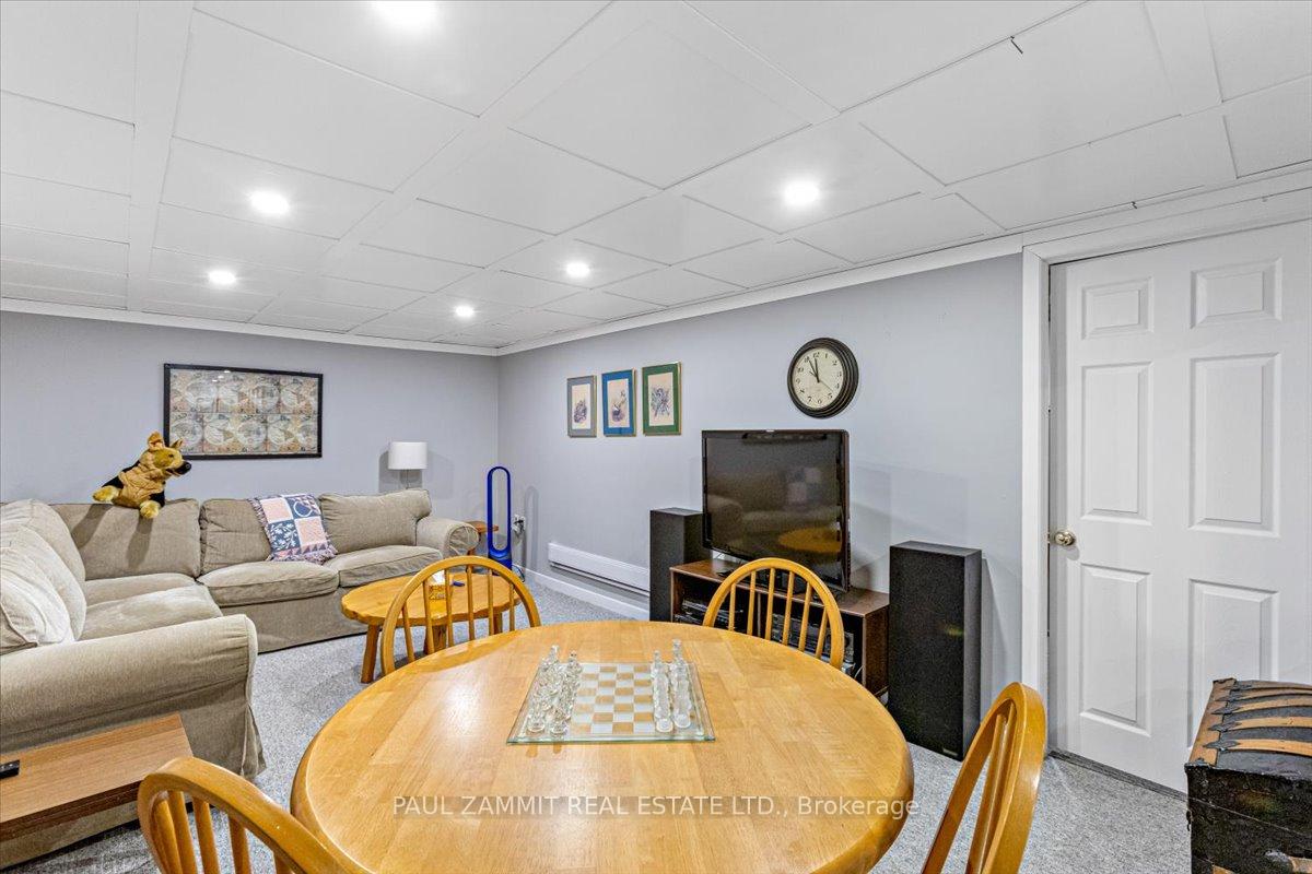 Photo 19 of 108 Harris Way, Markham, Aileen-Willowbrook — HOMEH