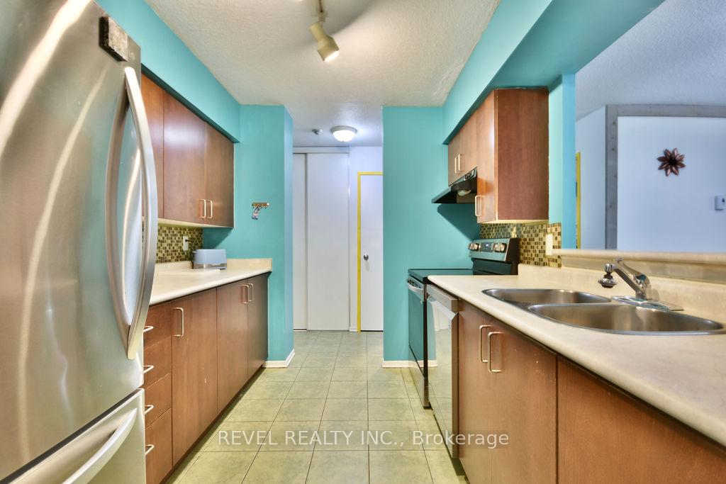 Photo 8 of Unit 306, 260 Davis Drive, Newmarket, Central Newmarket — HOMEH