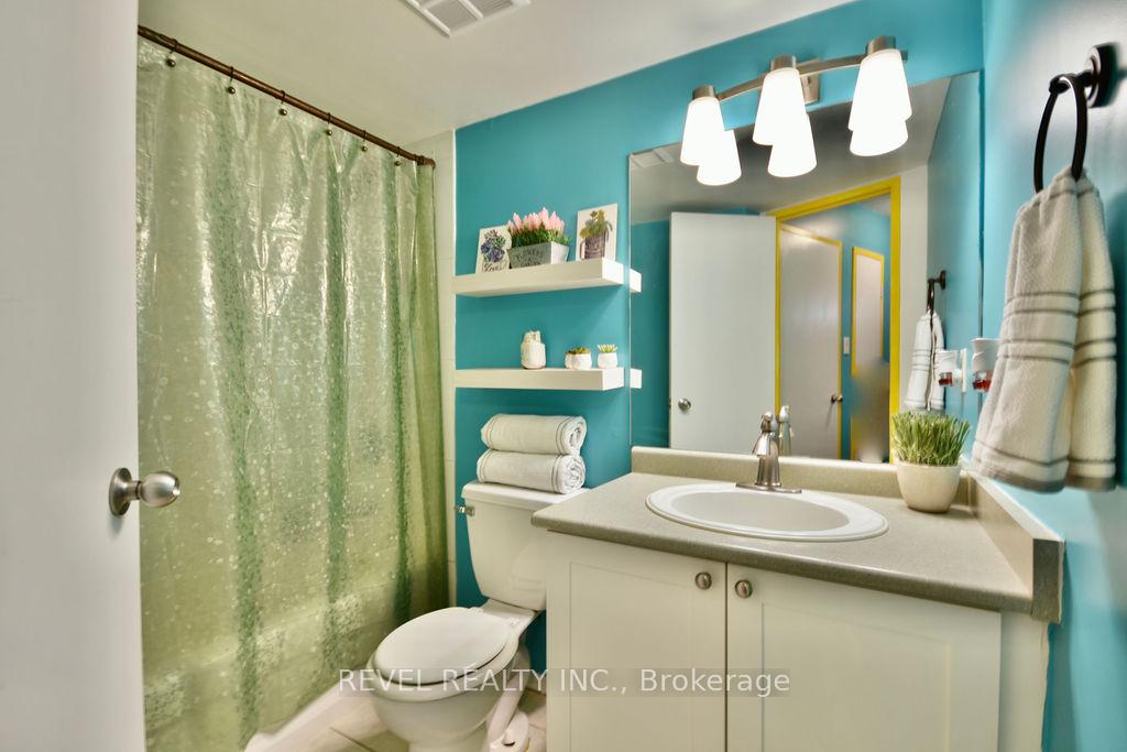 Photo 19 of Unit 306, 260 Davis Drive, Newmarket, Central Newmarket — HOMEH