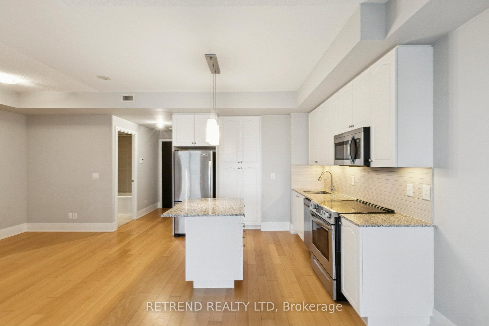 Photo 12 of Unit 1312, 70 Roehampton Avenue, Toronto, Mount Pleasant West — HOMEH